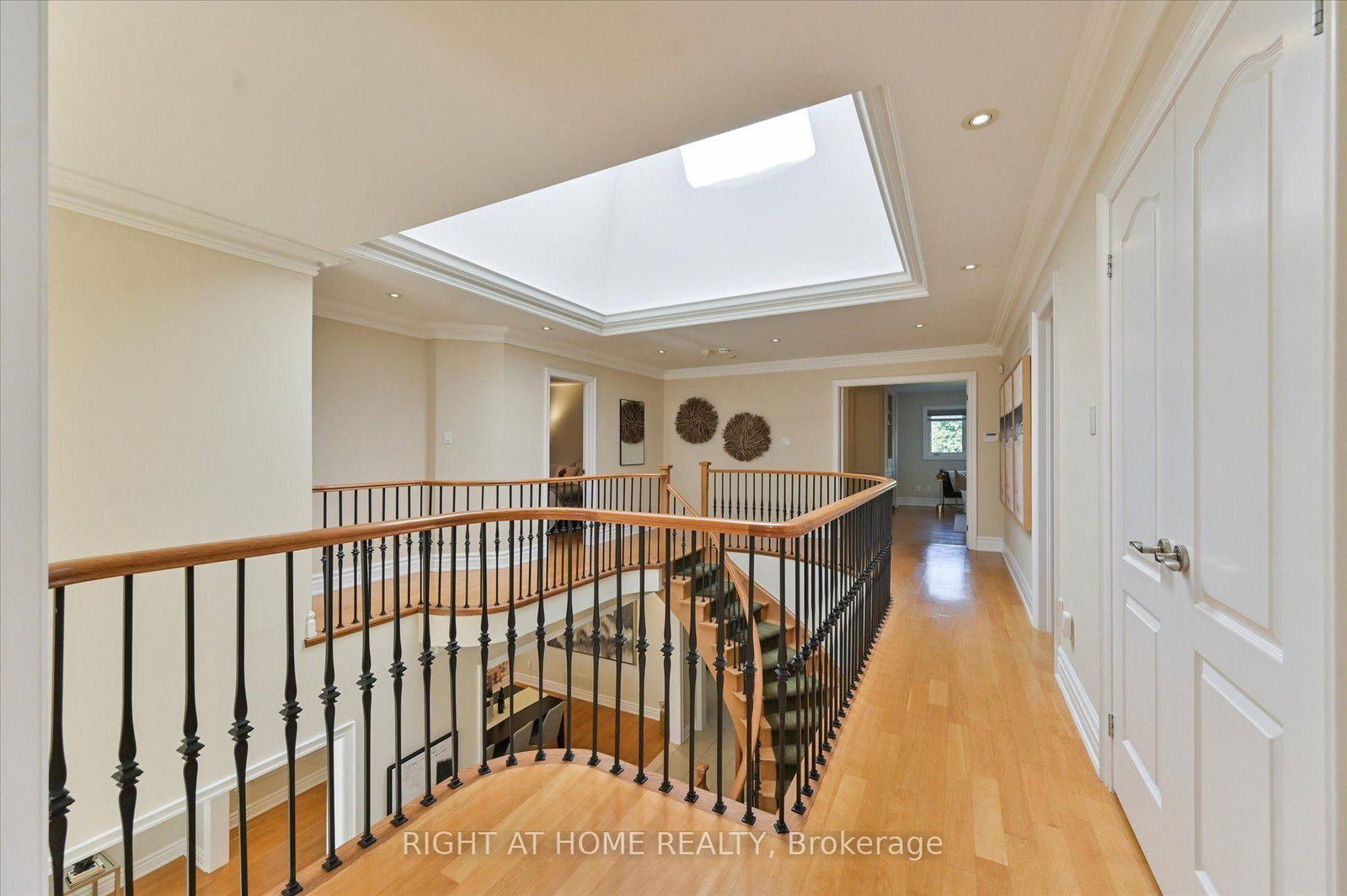 154 Charlton Blvd, Toronto — 23