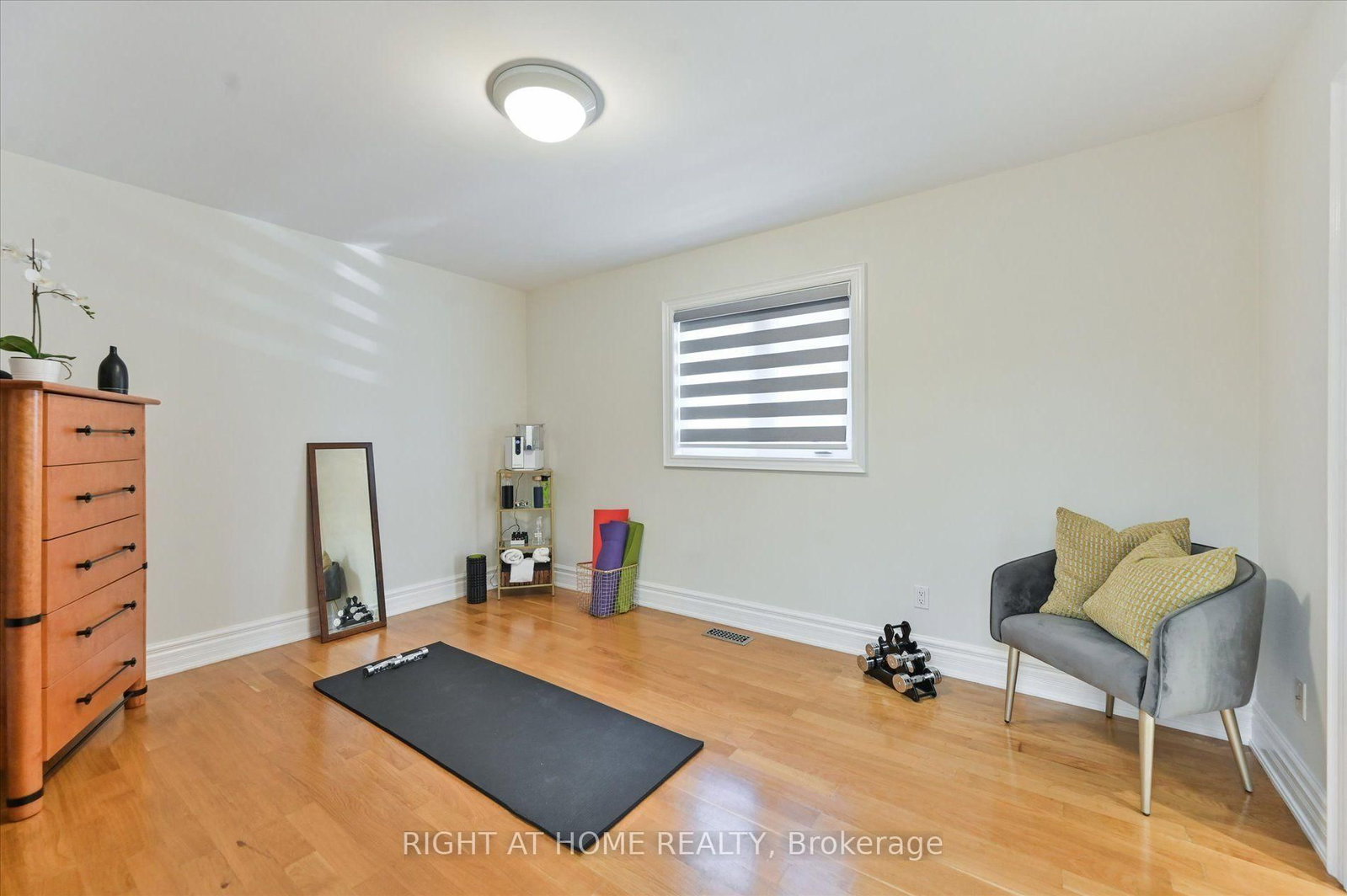 154 Charlton Blvd, Toronto — 33