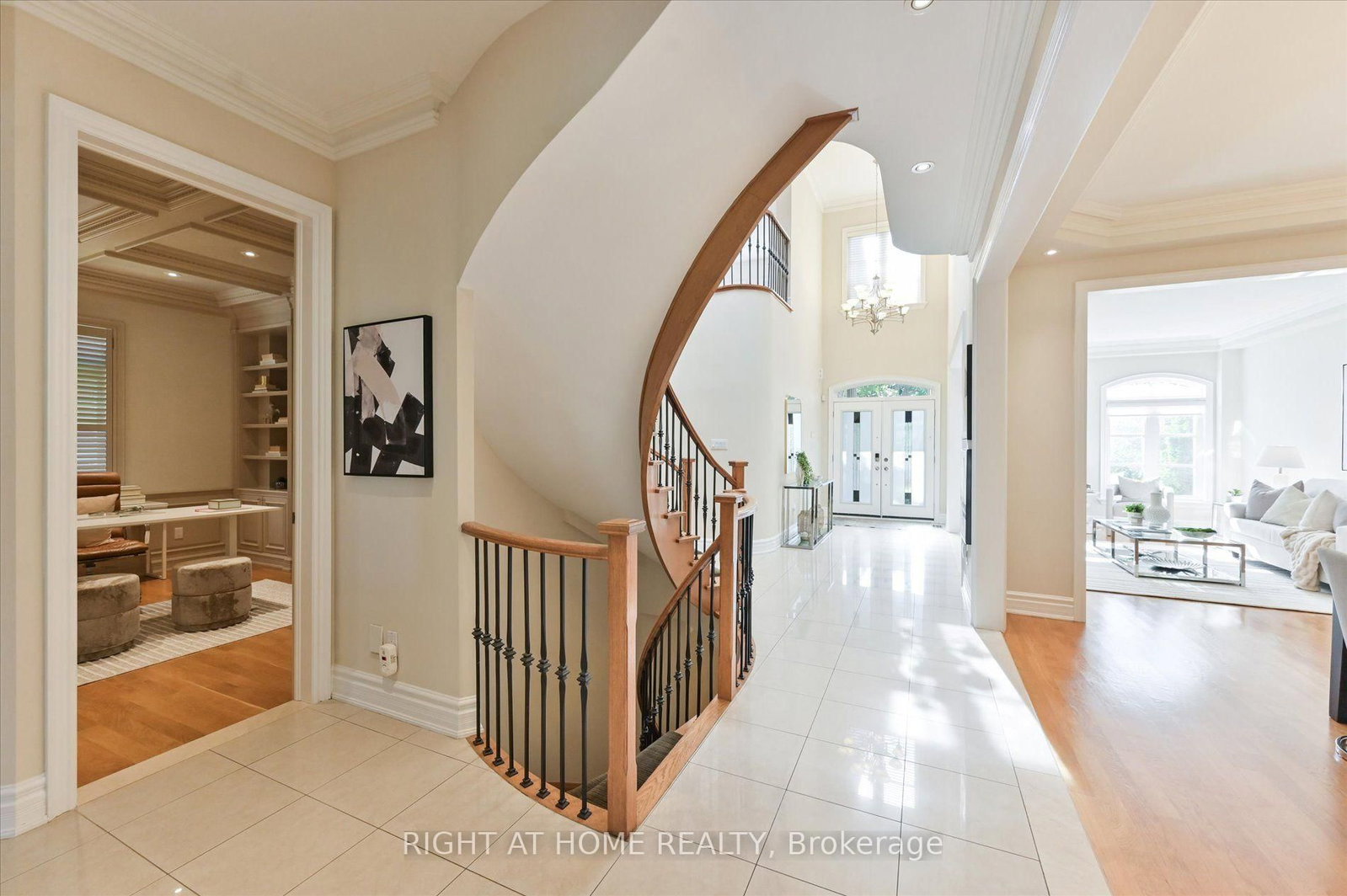 154 Charlton Blvd, Toronto — 4