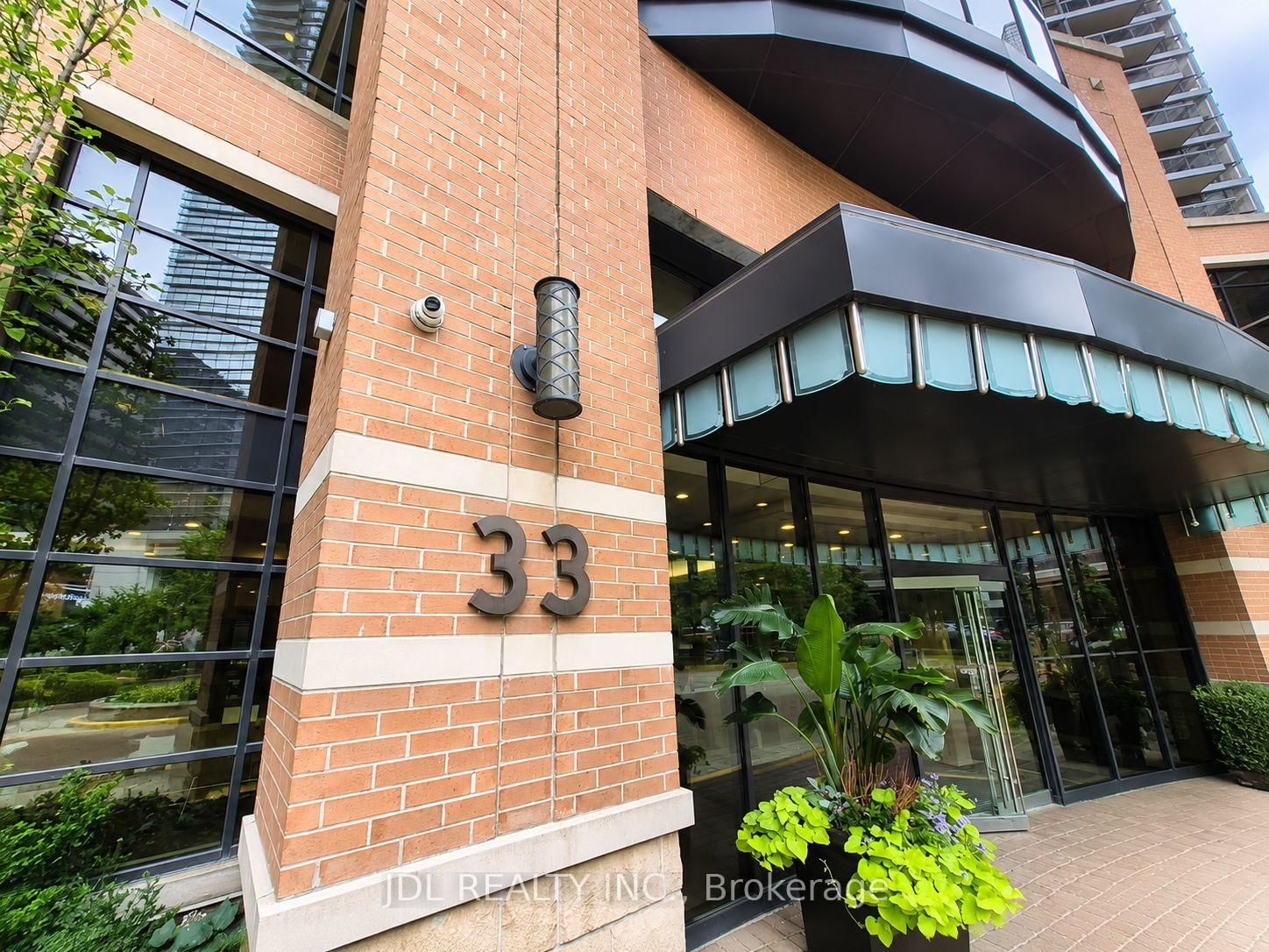 2612-33 Sheppard Ave, Toronto — 2