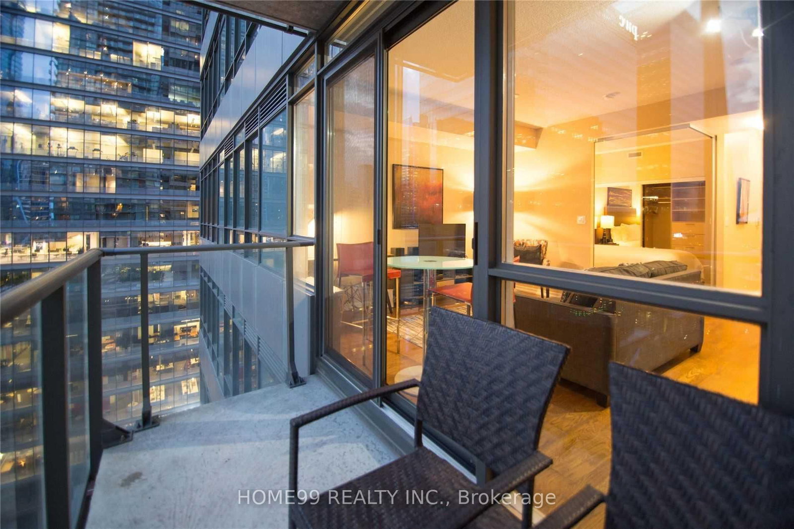 1404-65 Bremner Blvd, Toronto — 3