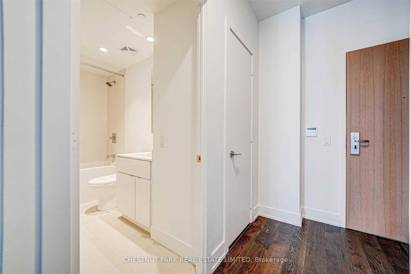 3609 - 7 Grenville St - Photo 2