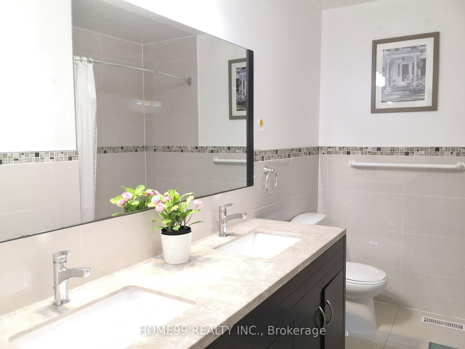 upper,-137 Pineway Blvd, Toronto — 6