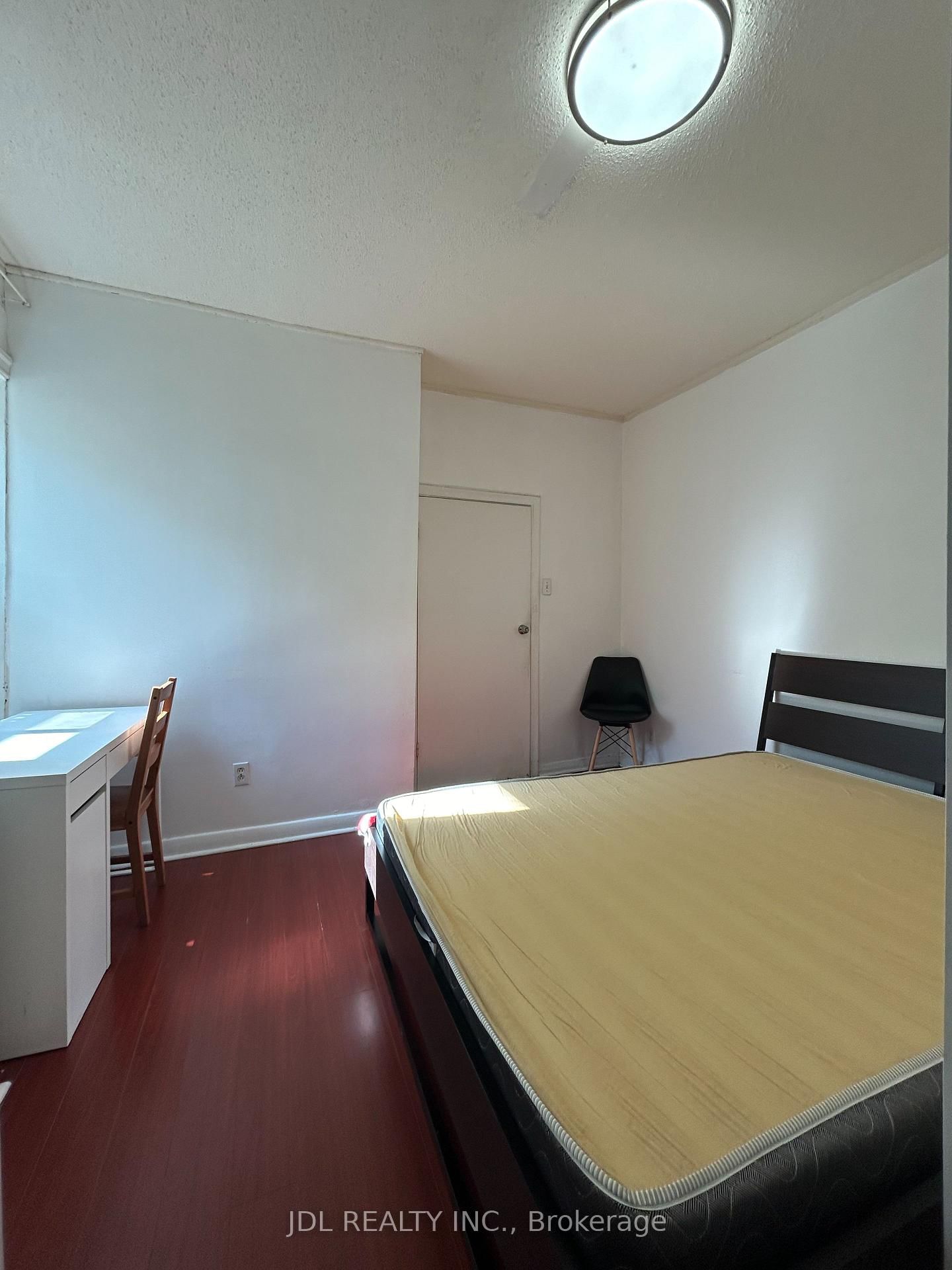 Suite A Main Floor-4 Fitzroy Terr Terr, Toronto — 3