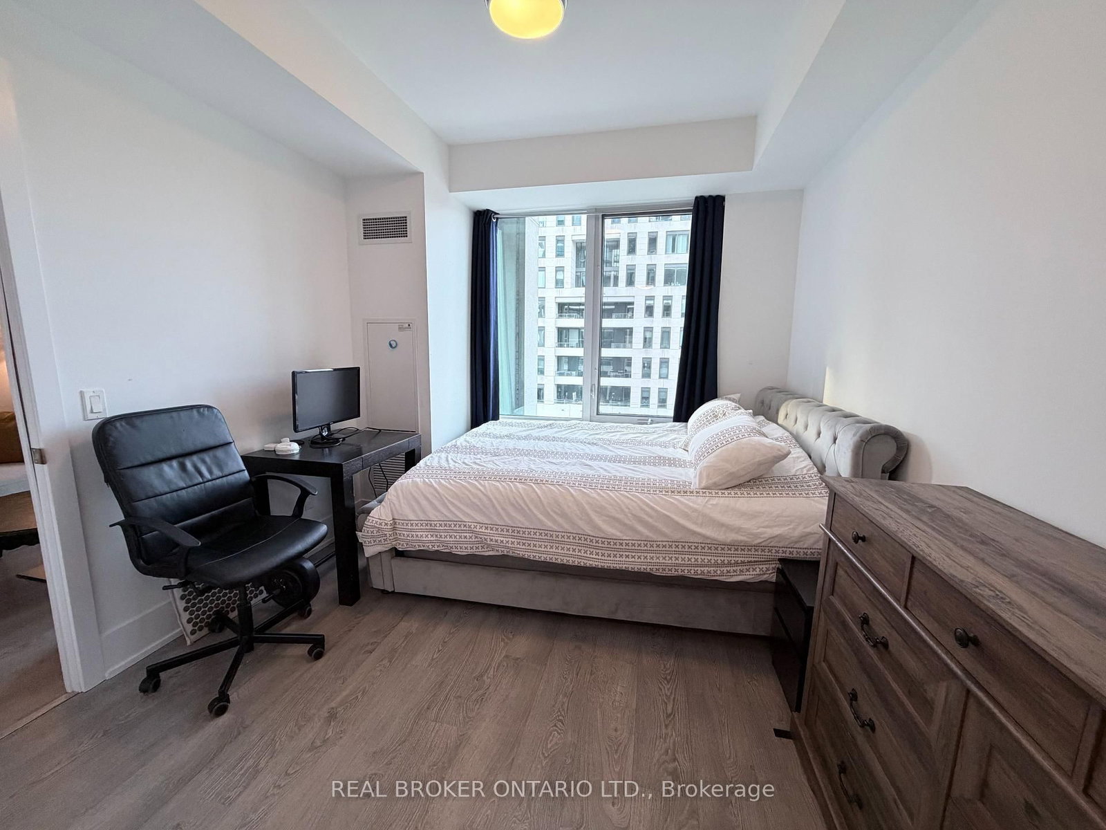 444-15 Merchants Wharf, Toronto — 20