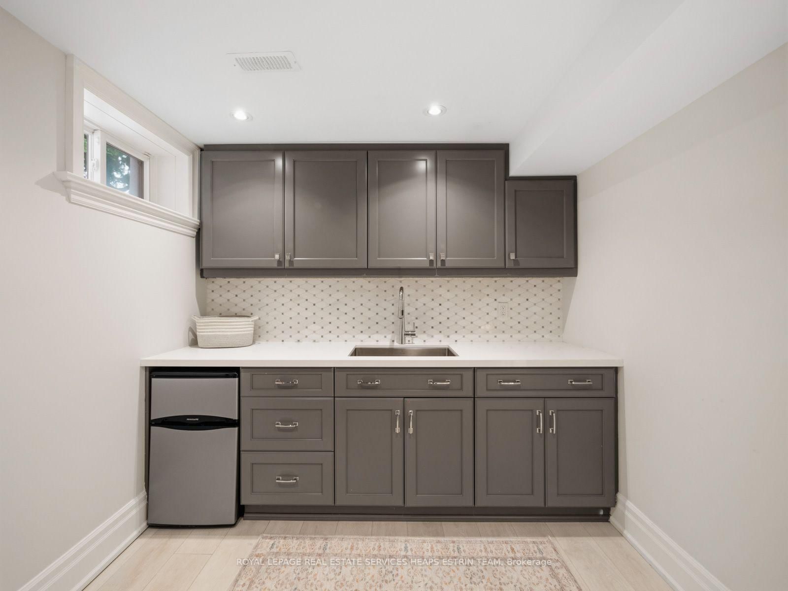 29 Maxwell Ave, Toronto — 35