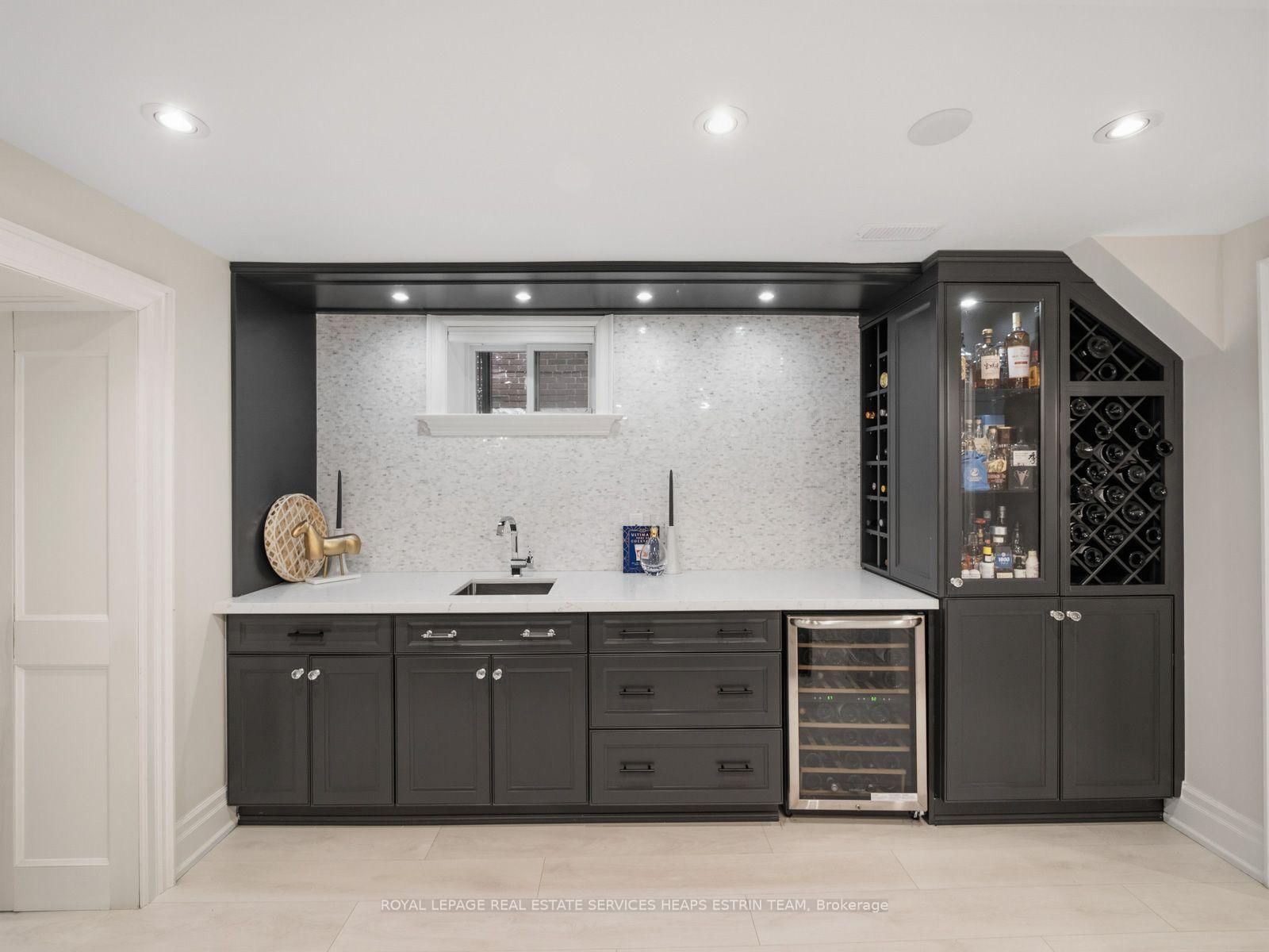 29 Maxwell Ave, Toronto — 39