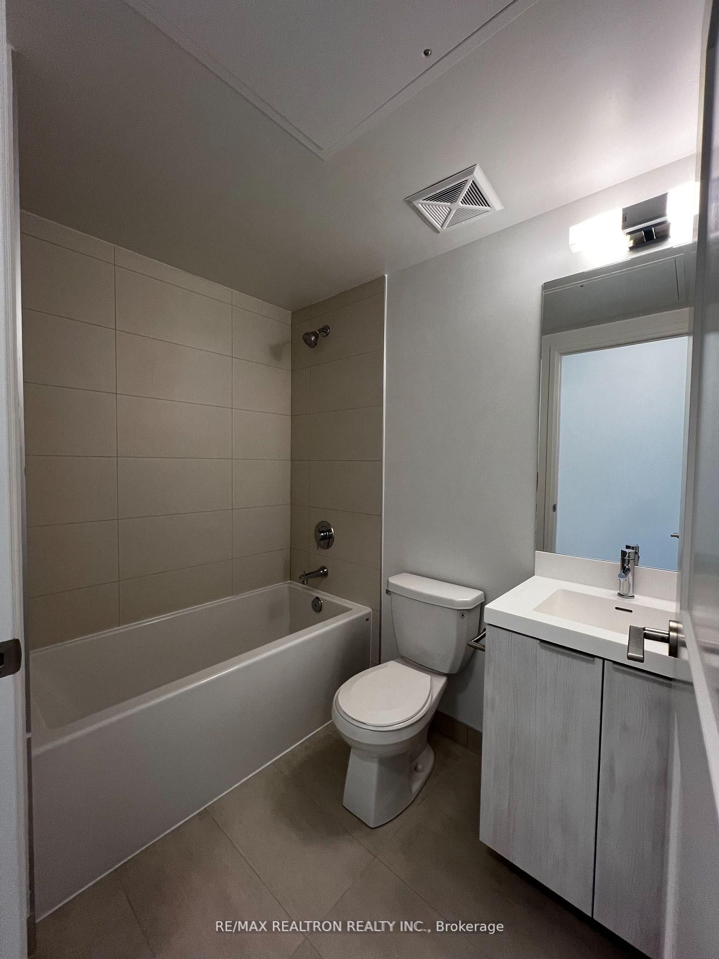 1210-8 Widmer St, Toronto — 15