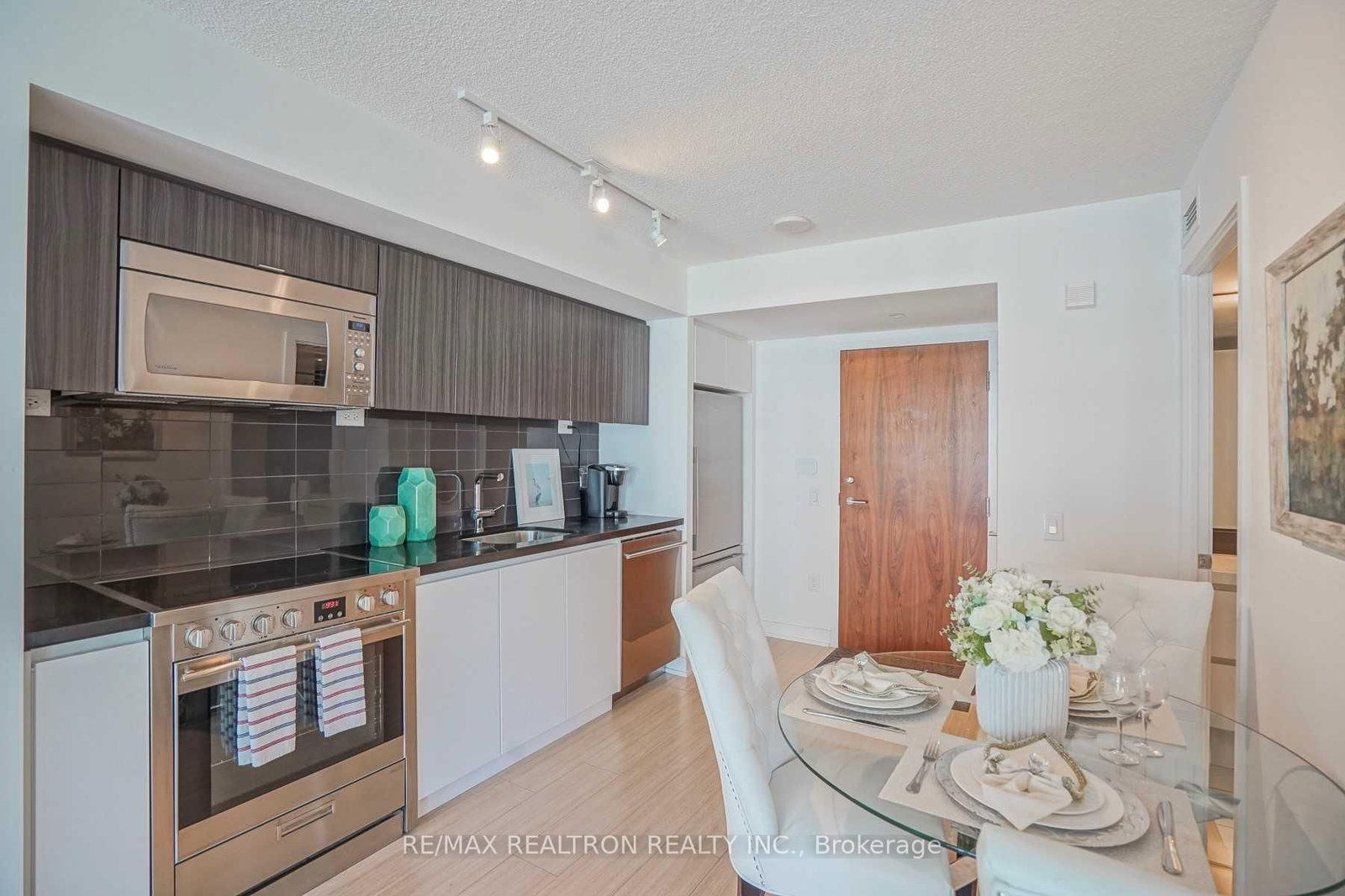 511-85 Queens Wharf Rd, Toronto — 6