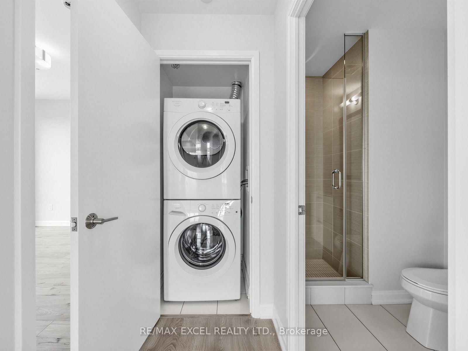 2403-11 Bogert Ave, Toronto — 27