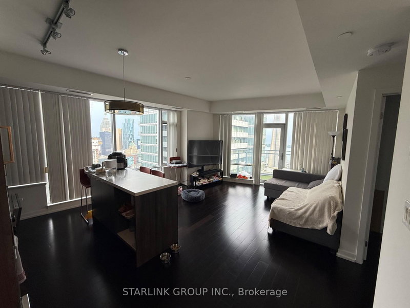 Ph4308 - 21 Widmer St - Photo 2