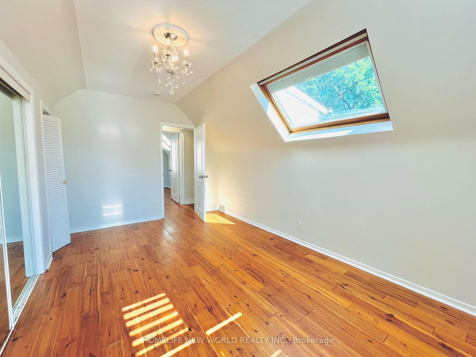 GROUND-121 KINGSDALE Ave, Toronto — 16