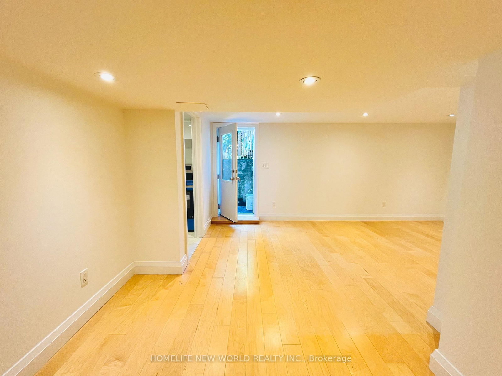 BSMT-121 KINGSDALE Ave, Toronto — 12