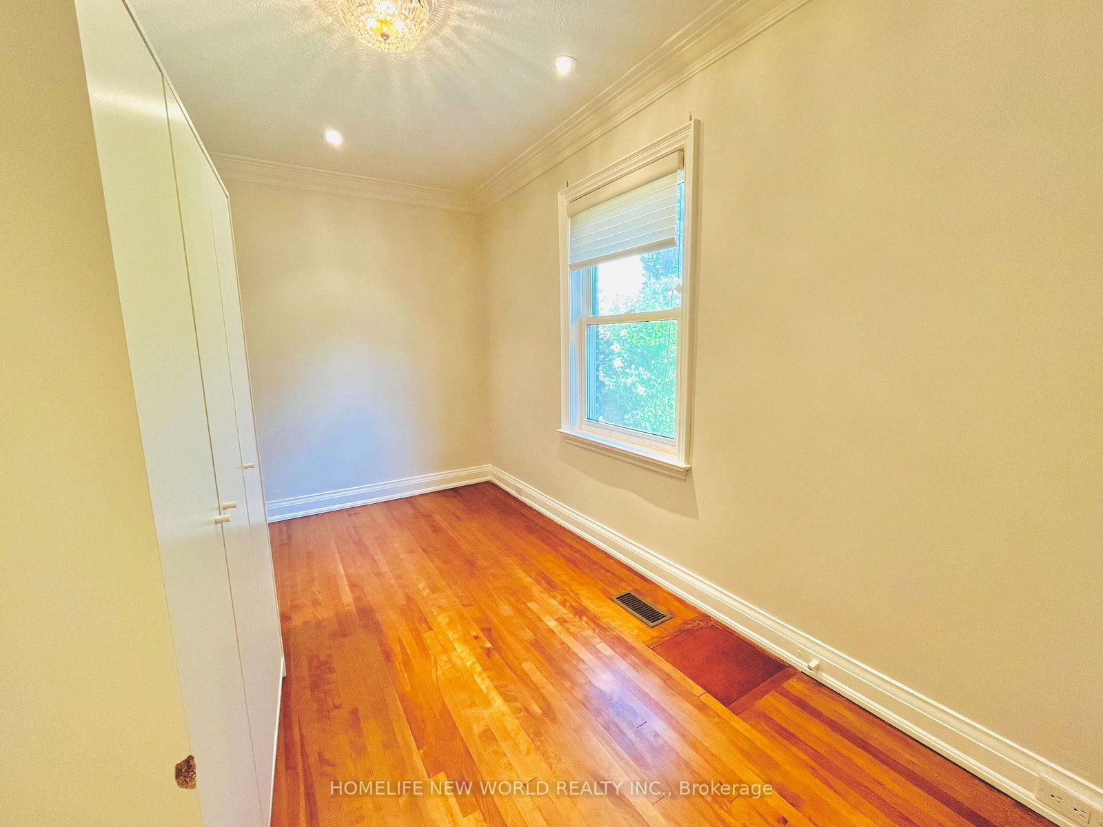 BSMT-121 KINGSDALE Ave, Toronto — 14