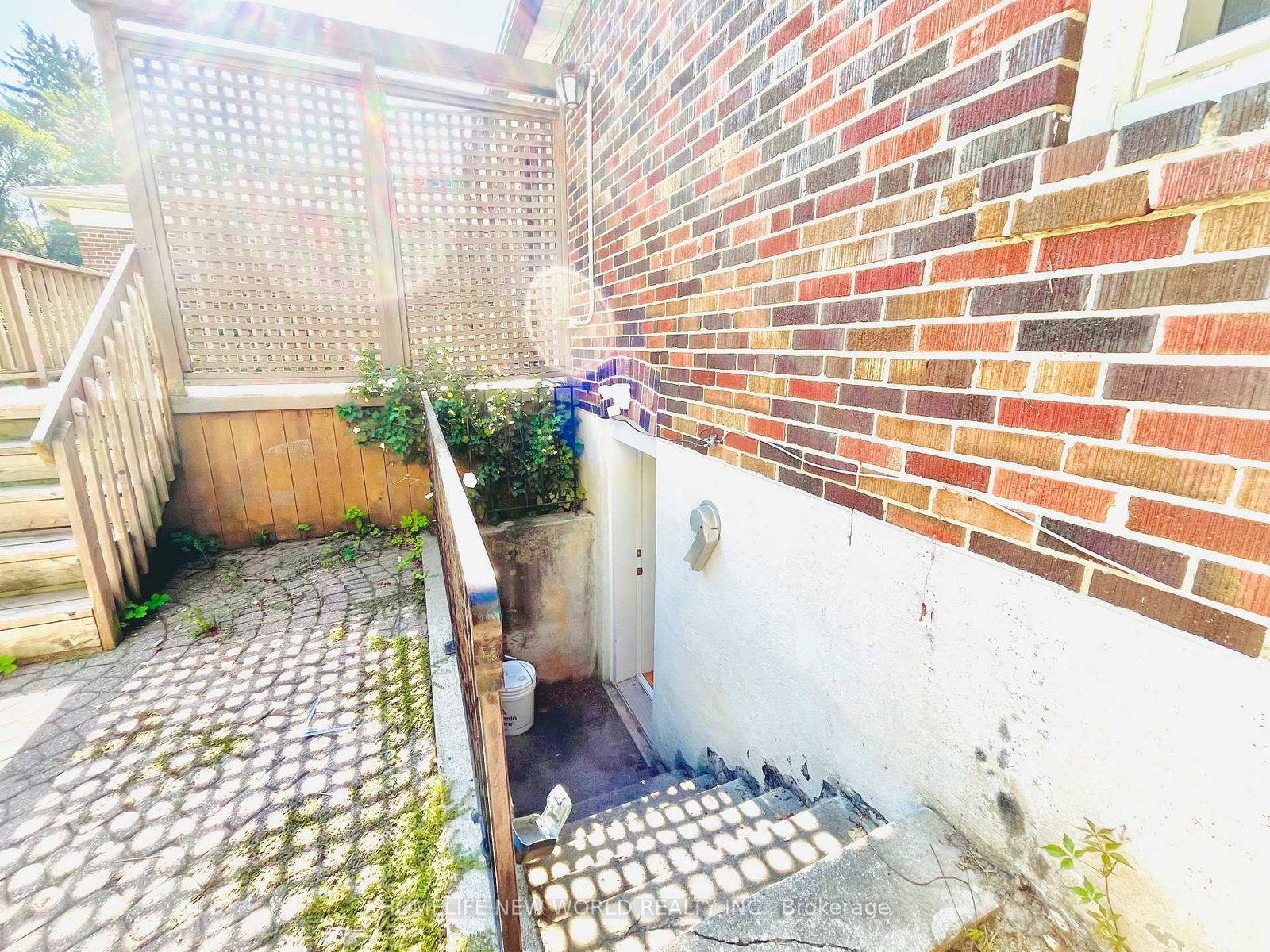 BSMT-121 KINGSDALE Ave, Toronto — 3