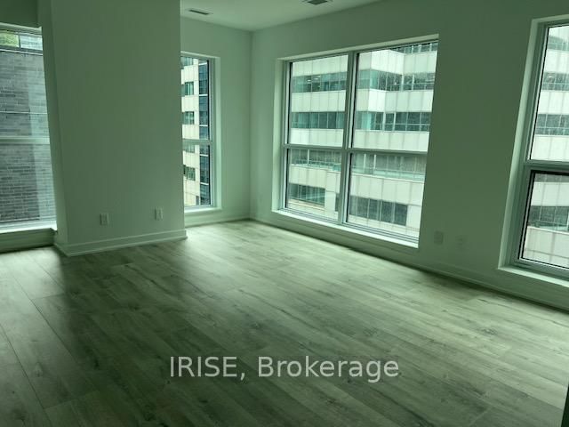 606-327 King St, Toronto — 6
