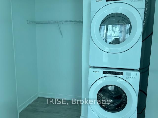 606-327 King St, Toronto — 9
