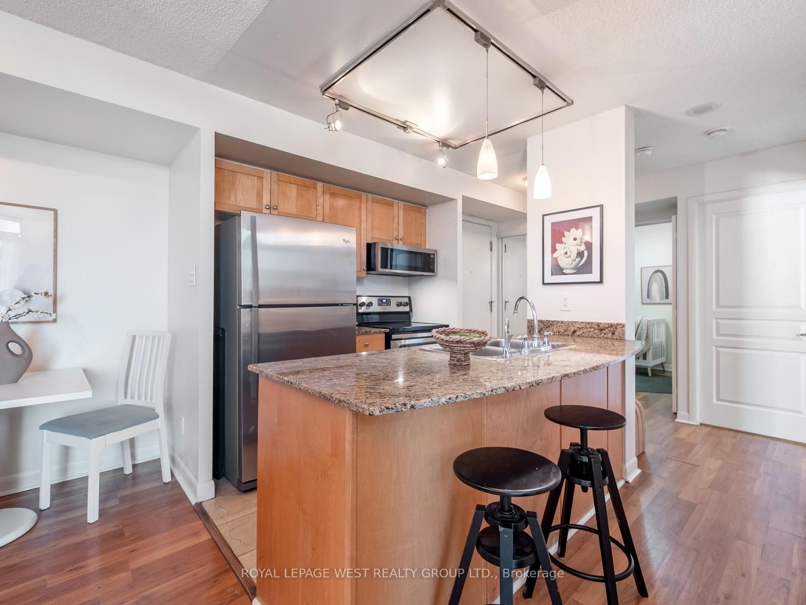 1453-313 Richmond St, Toronto — 19