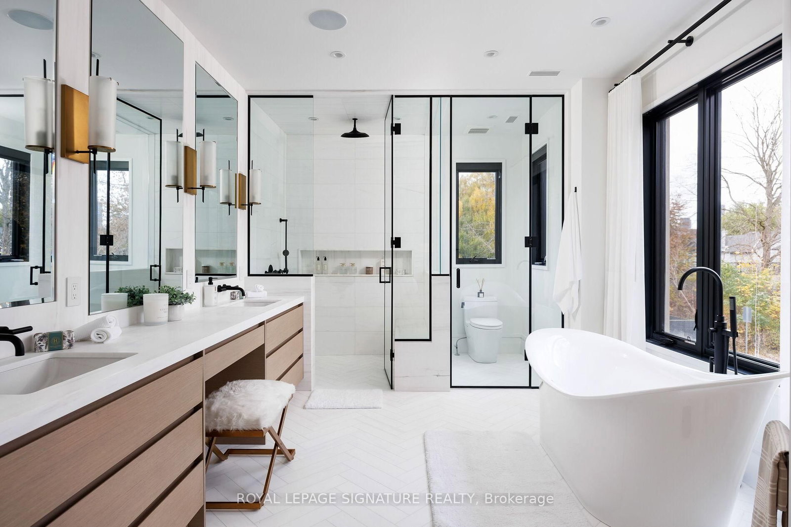 207 Strathallan Blvd, Toronto — 30