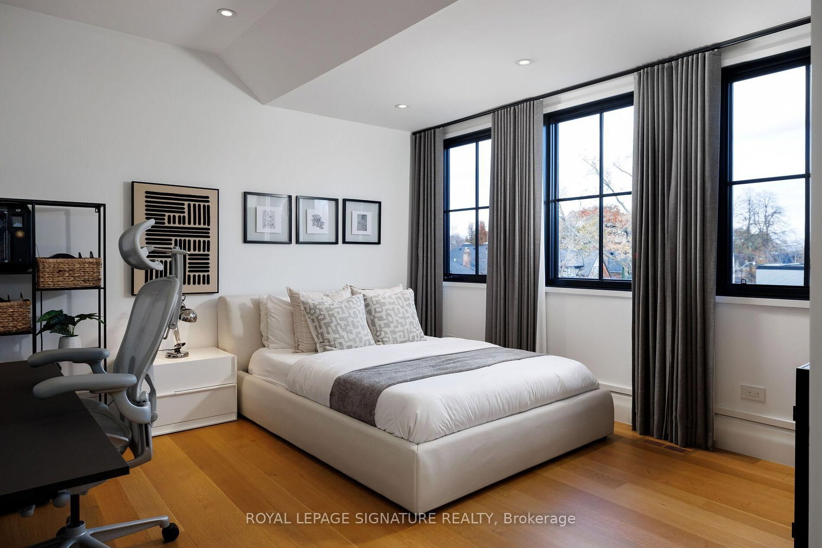 207 Strathallan Blvd, Toronto — 38