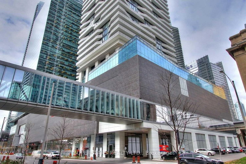 1511 - 100 Harbour St - Photo 2