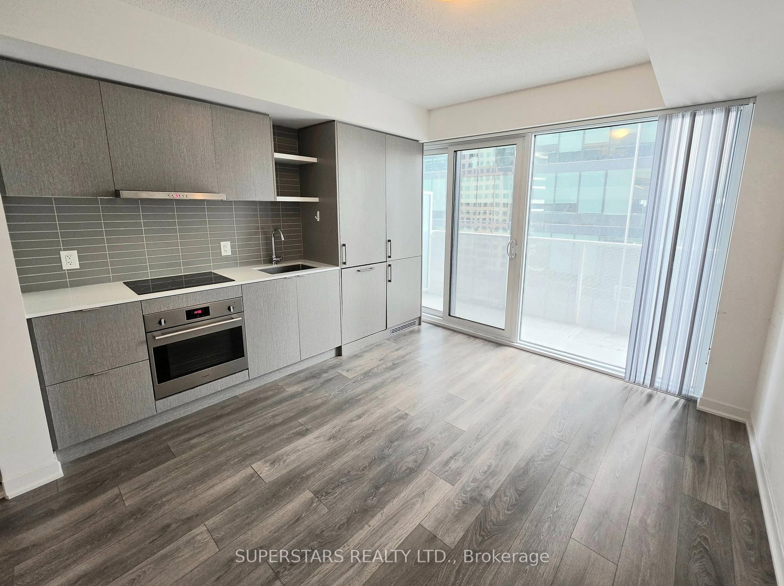1511-100 Harbour St, Toronto — 7