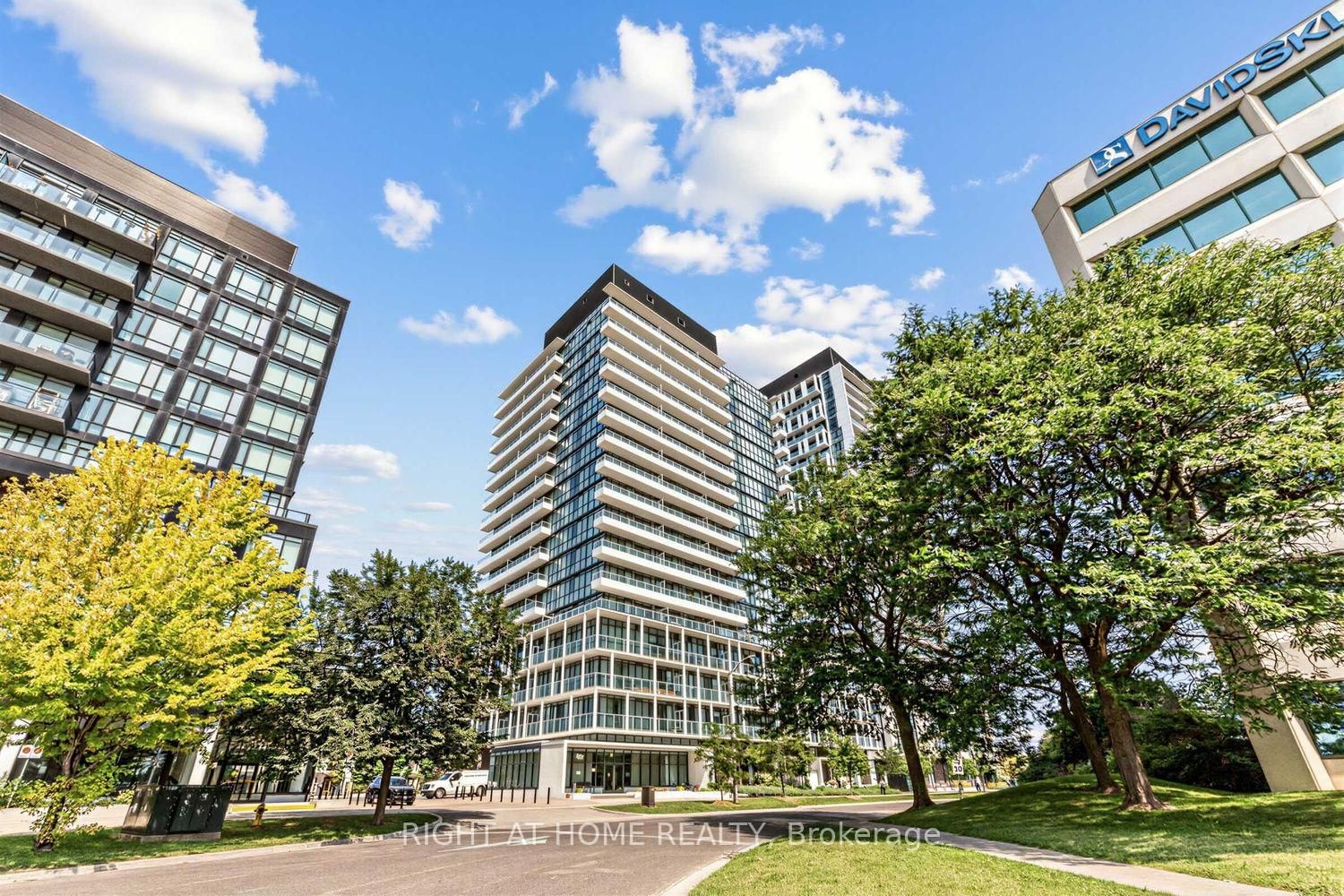 202-180 Fairview Mall Dr, Toronto — 25