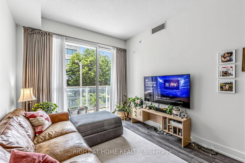 2 - 180 Fairview Mall Dr - Photo 5