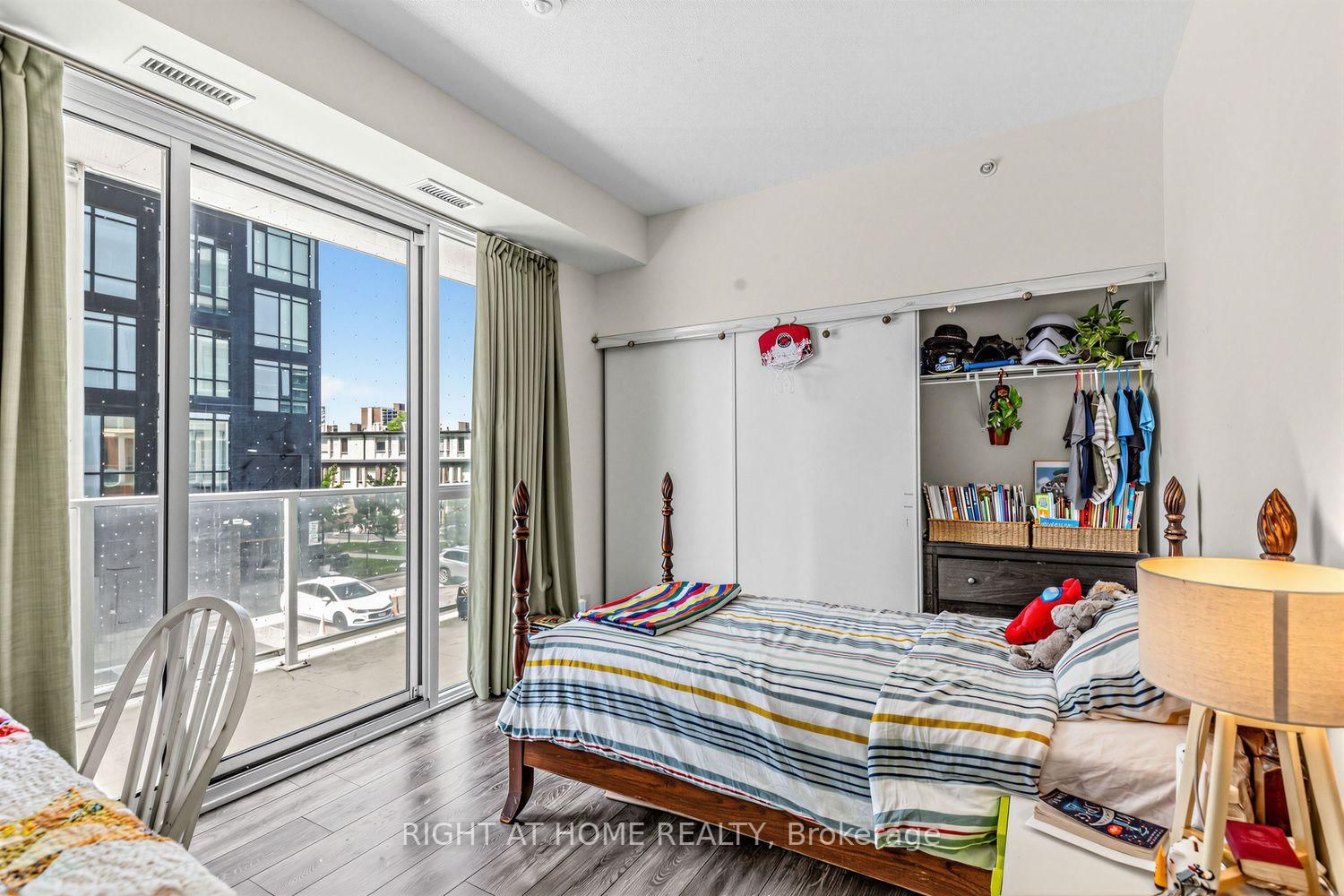 2-180 Fairview Mall Dr, Toronto — 17