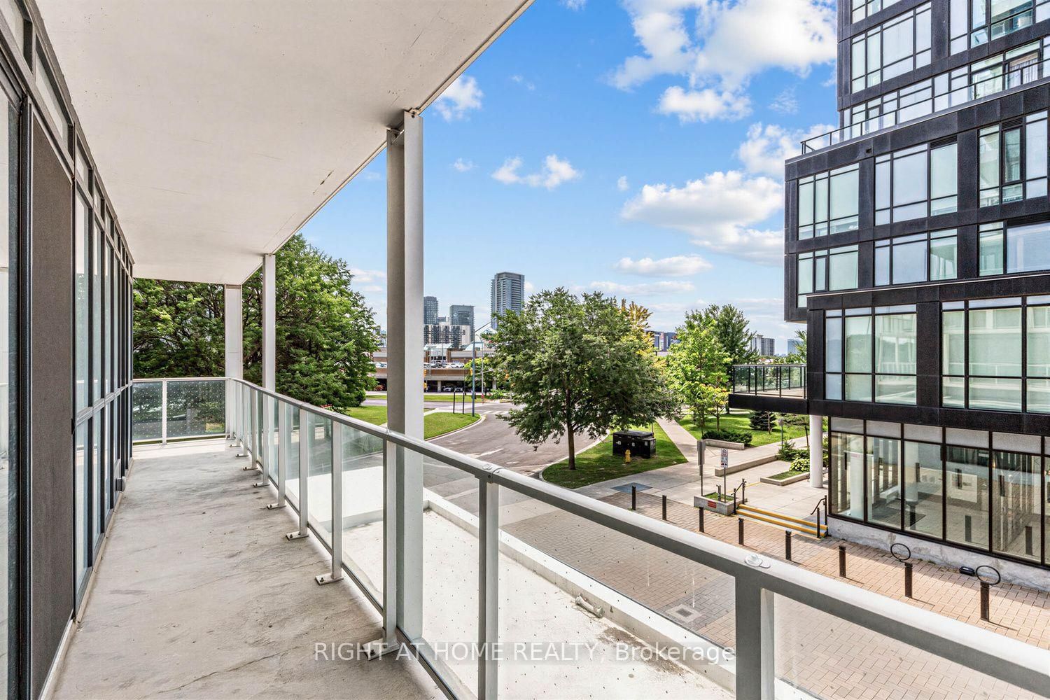 2-180 Fairview Mall Dr, Toronto — 24
