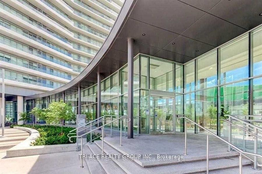 Th02-113 Mcmahon Dr, Toronto — 11