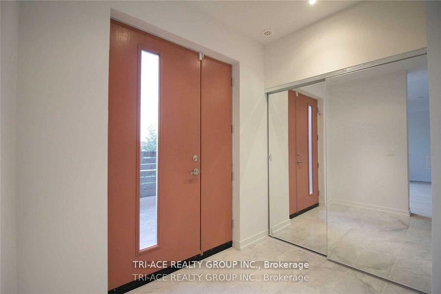 Th02-113 Mcmahon Dr, Toronto — 20