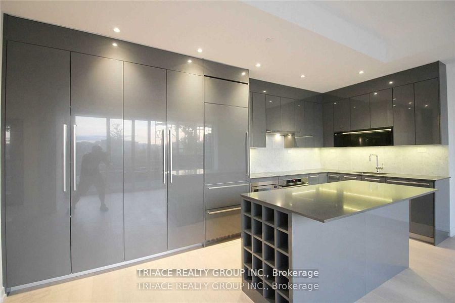 Th02-113 Mcmahon Dr, Toronto — 23