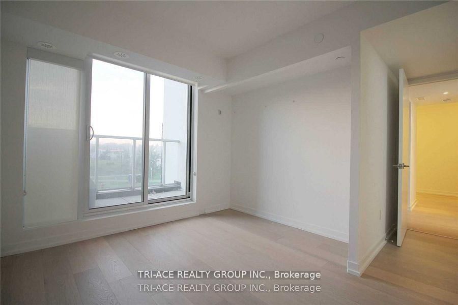 Th02-113 Mcmahon Dr, Toronto — 27