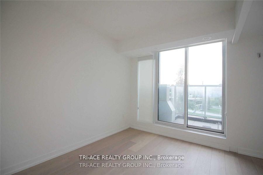 Th02-113 Mcmahon Dr, Toronto — 30