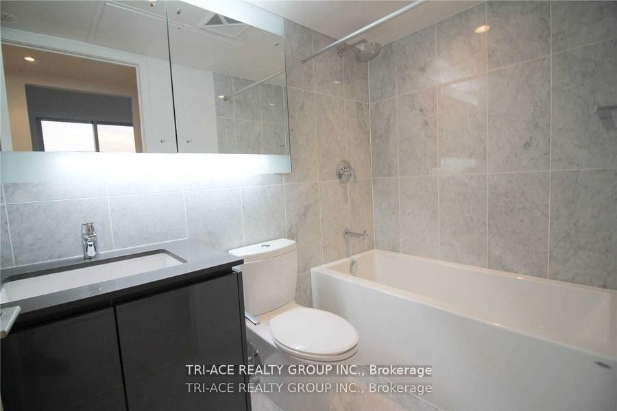 Th02-113 Mcmahon Dr, Toronto — 32