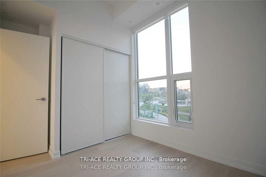 Th02-113 Mcmahon Dr, Toronto — 33