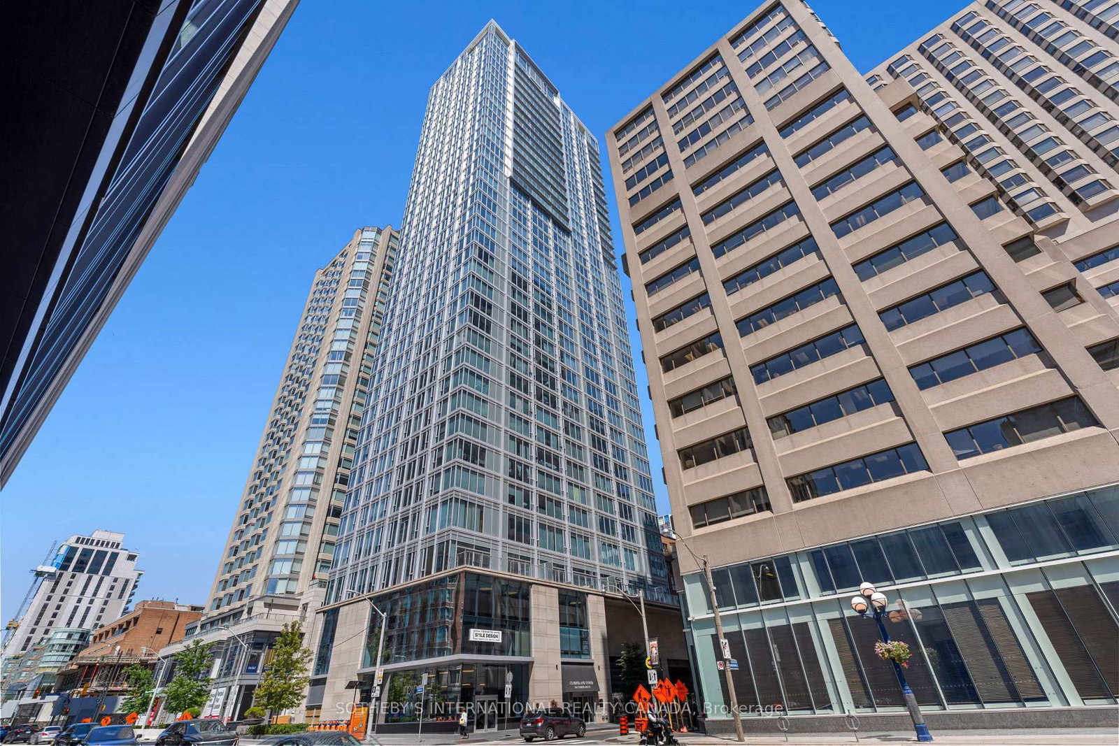 3802-200 Cumberland St, Toronto — 20