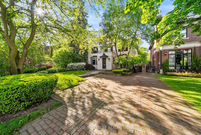 230 Strathallan Wood - Photo 2