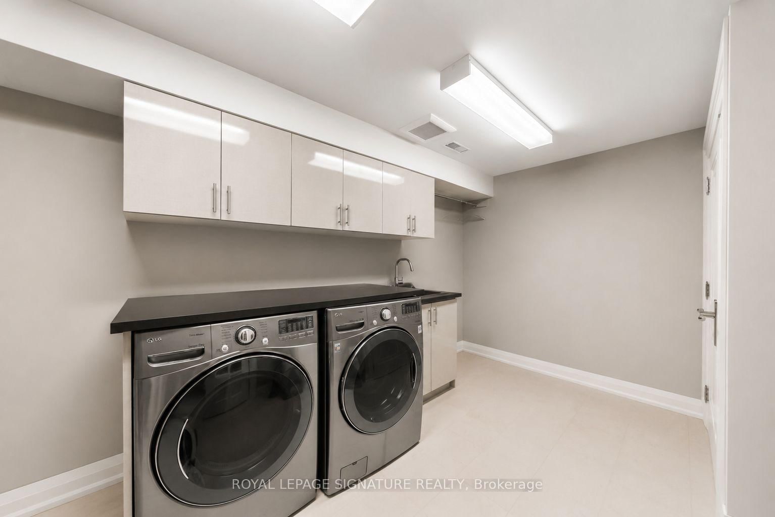 230 Strathallan Wood, Toronto — 33