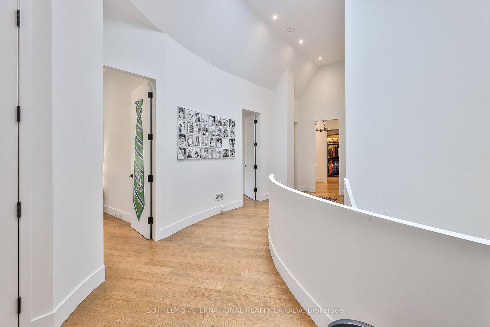 108 Stratford Cres, Toronto — 21
