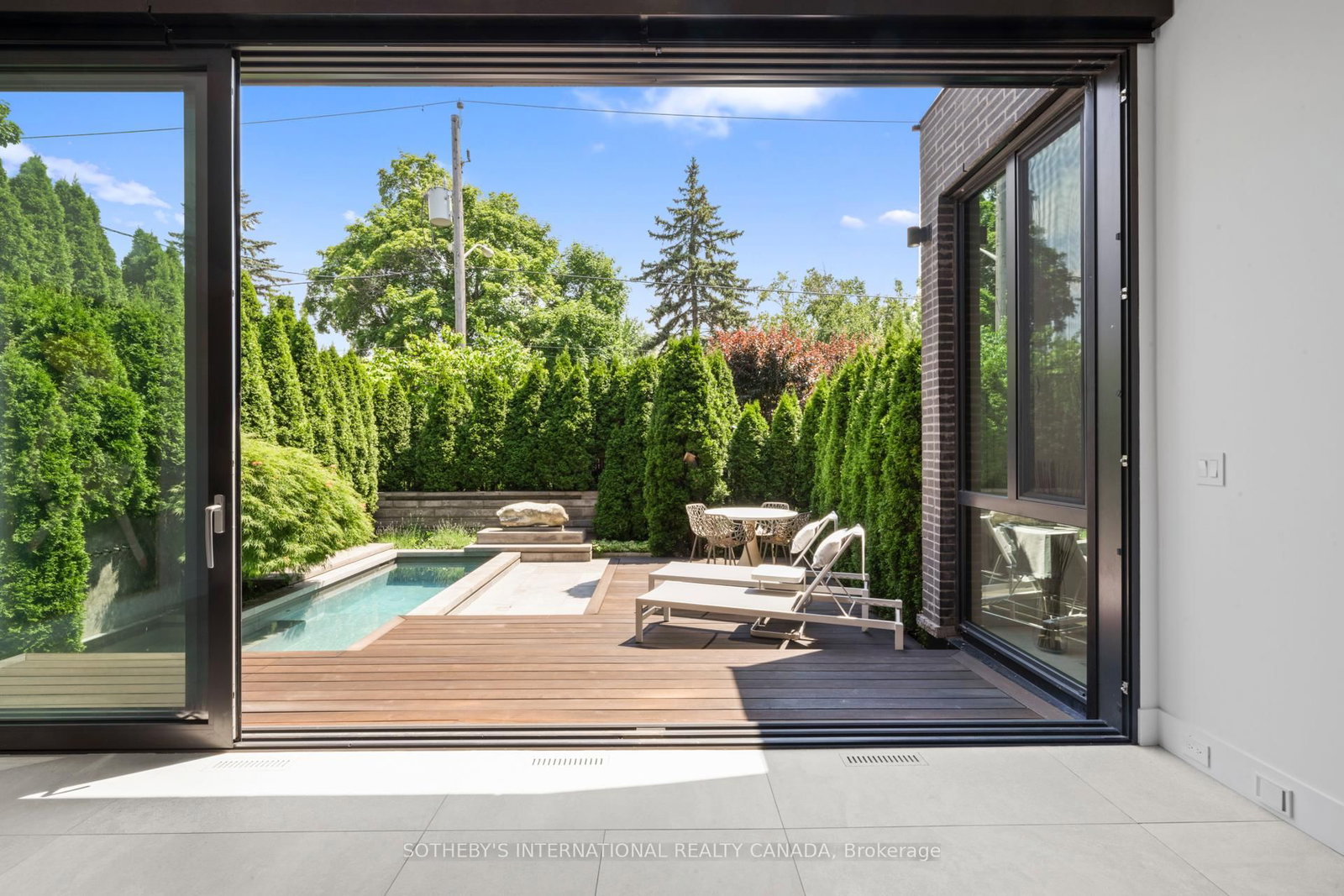 108 Stratford Cres, Toronto — 5