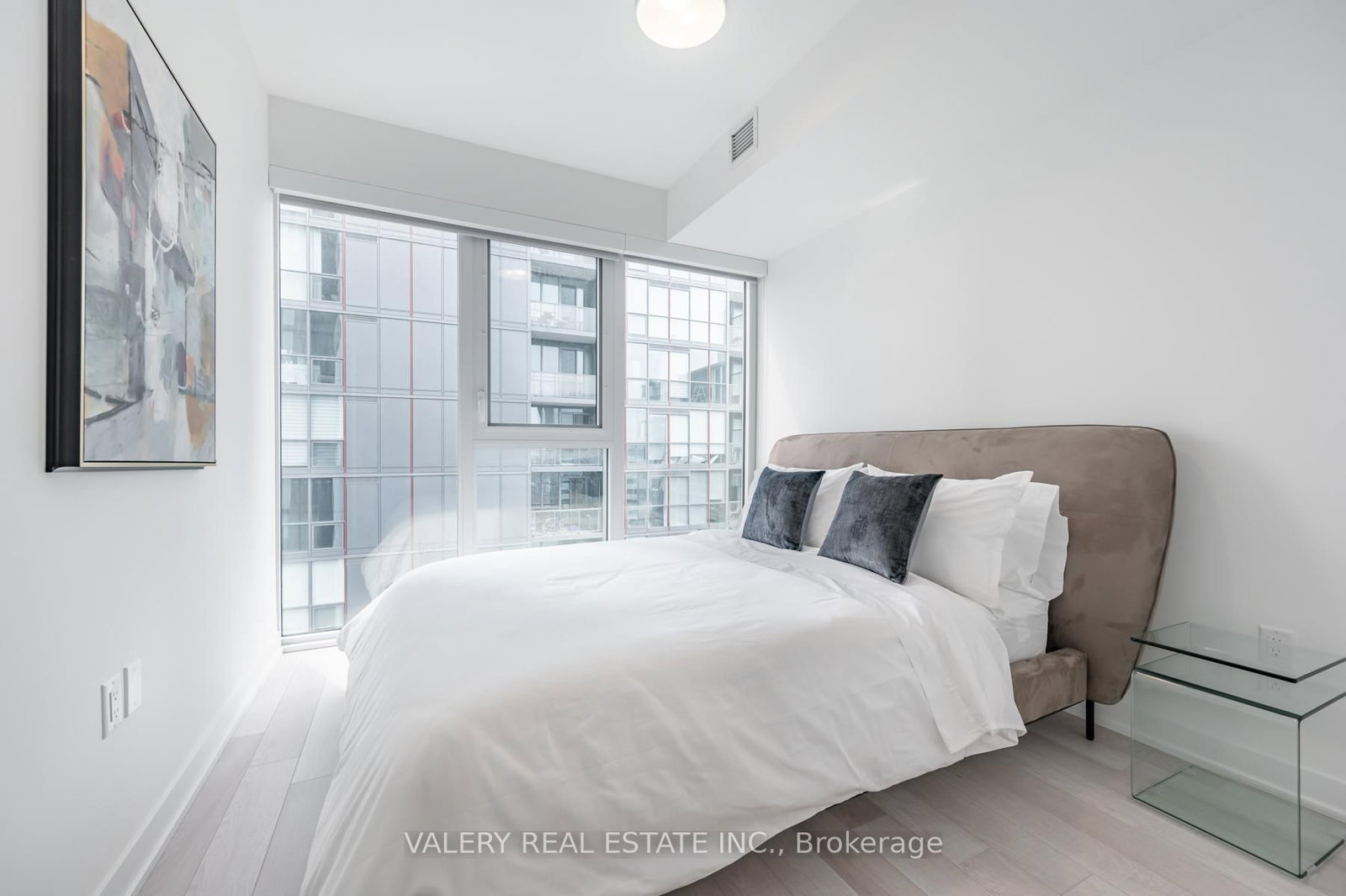 3109-357 King St, Toronto — 13