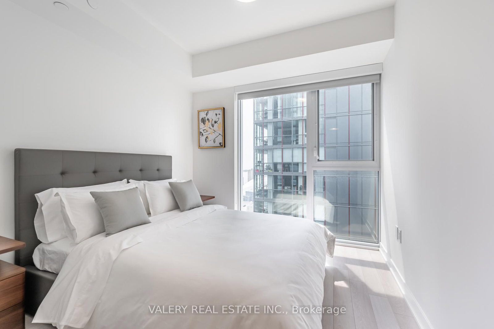 3109-357 King St, Toronto — 8