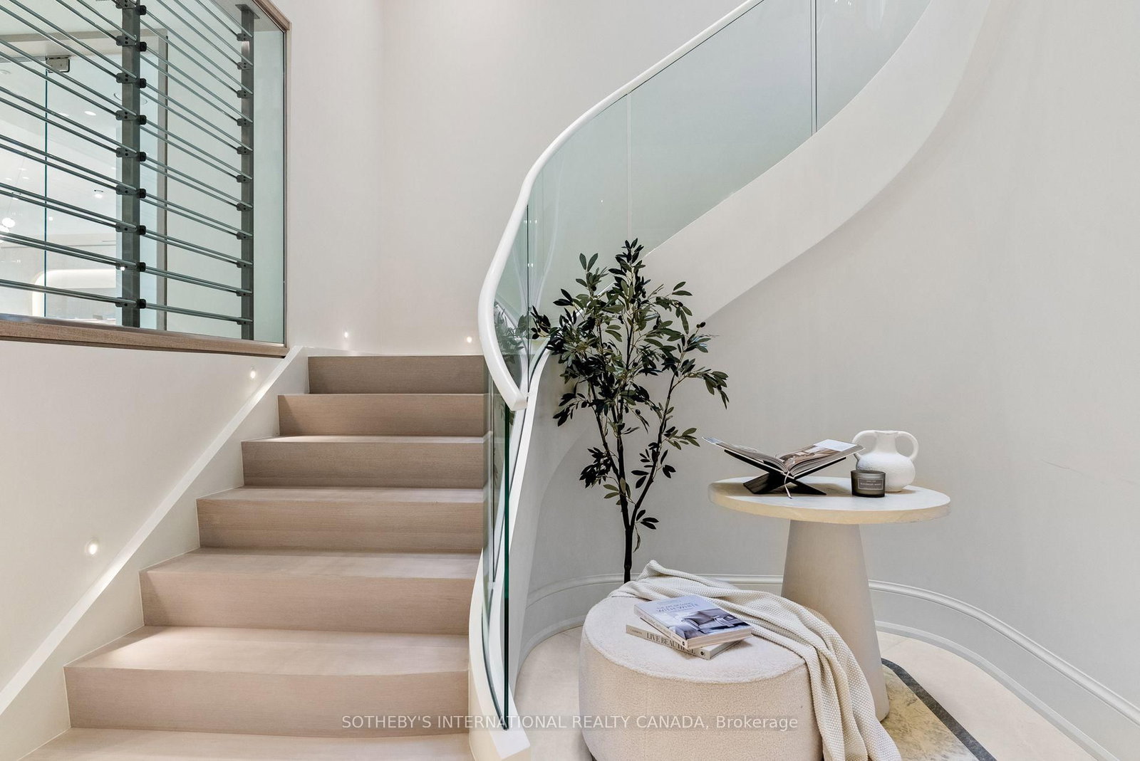 84 Old Forest Hill Rd, Toronto — 26