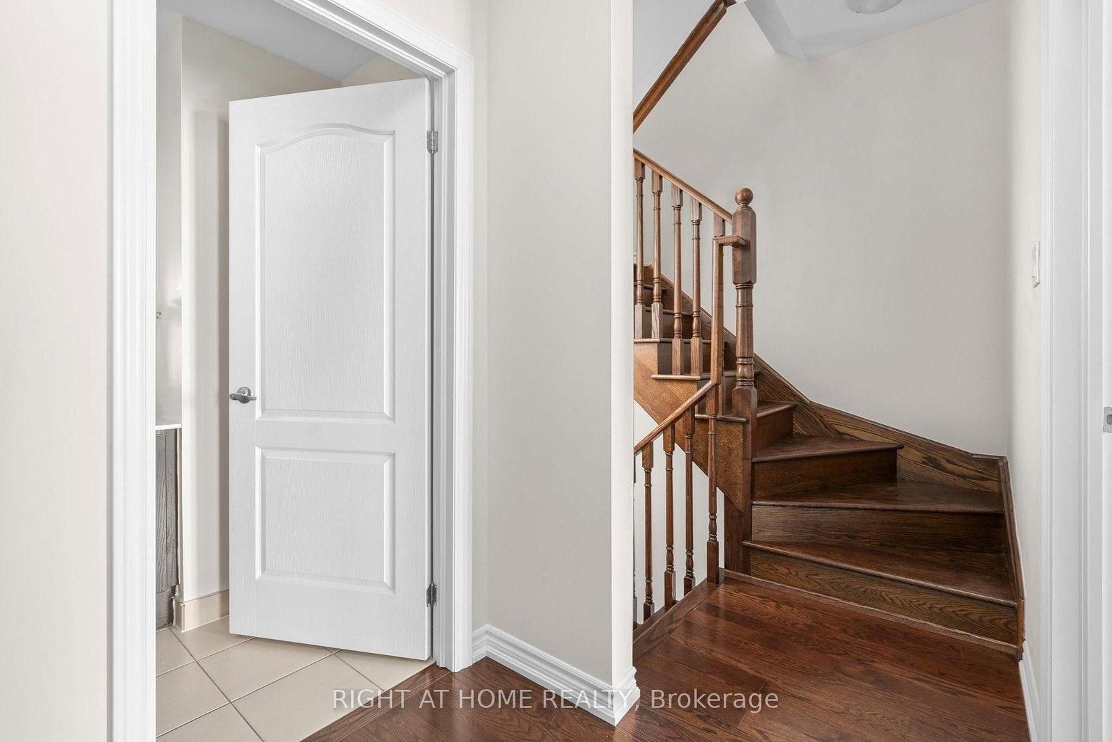 31-27 Coneflower Cres, Toronto — 22