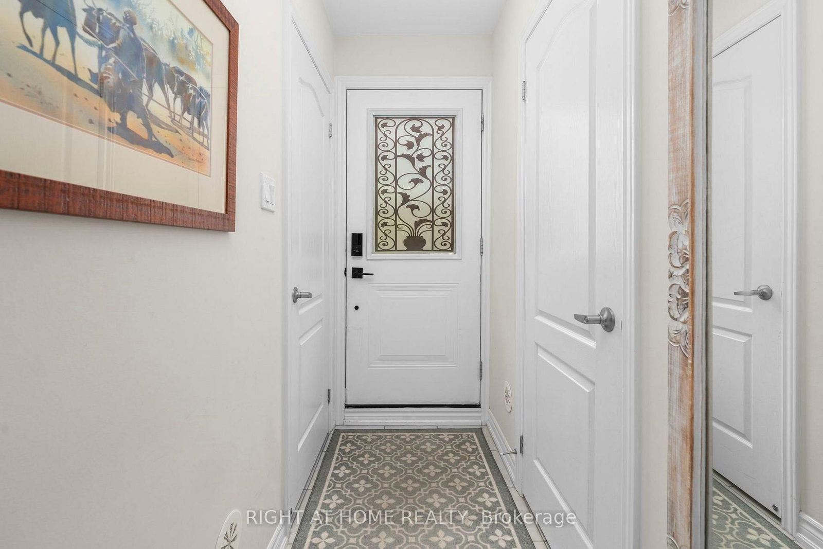 31-27 Coneflower Cres, Toronto — 4