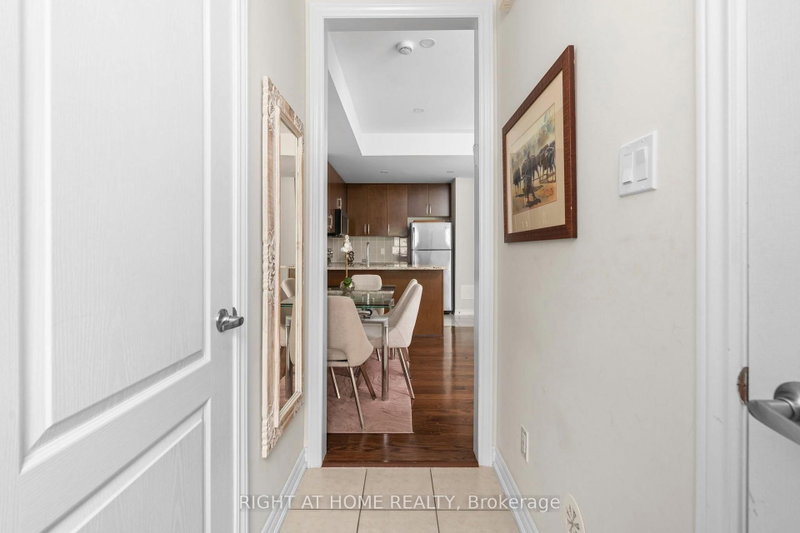31 - 27 Coneflower Cres - Photo 5