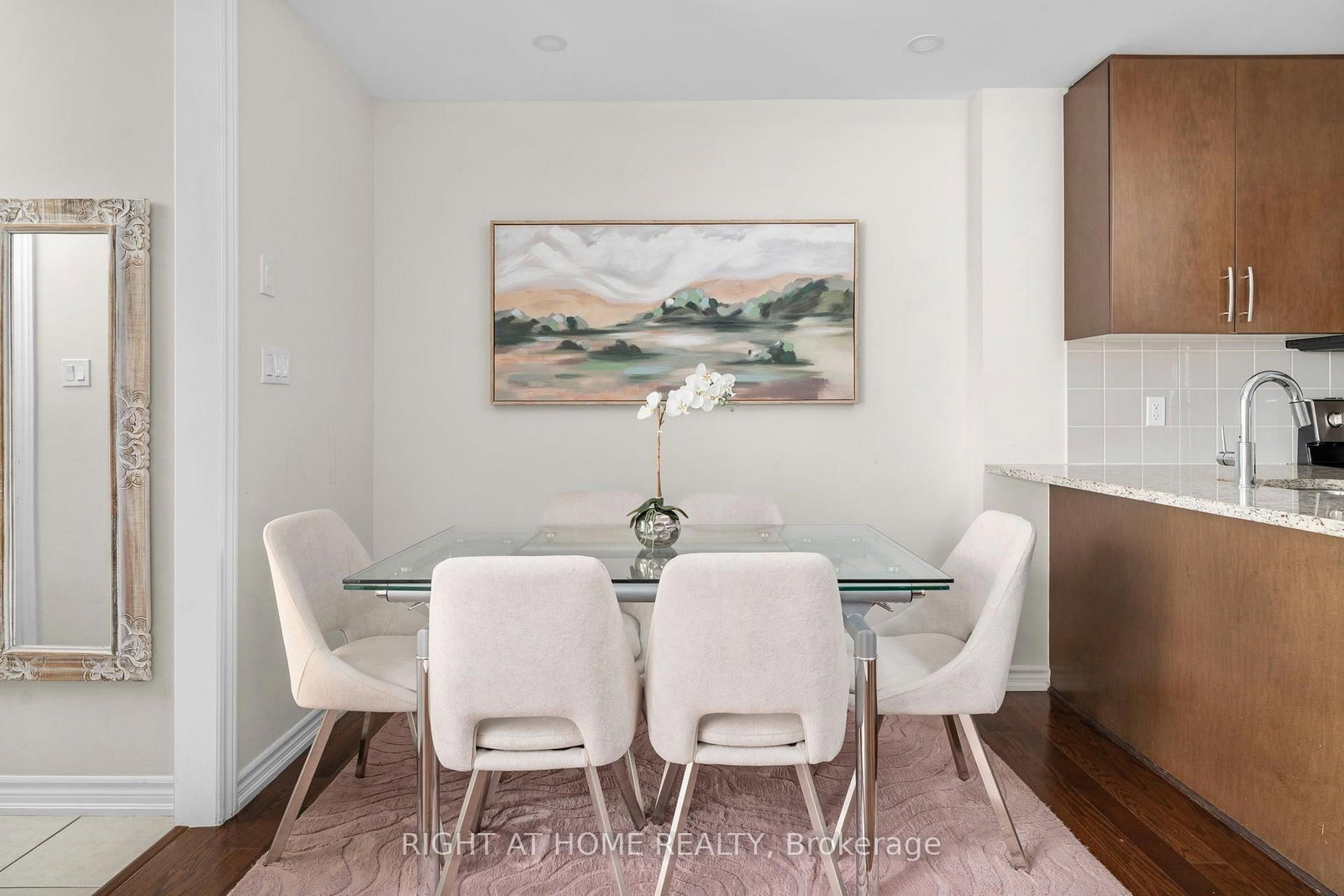 31-27 Coneflower Cres, Toronto — 8