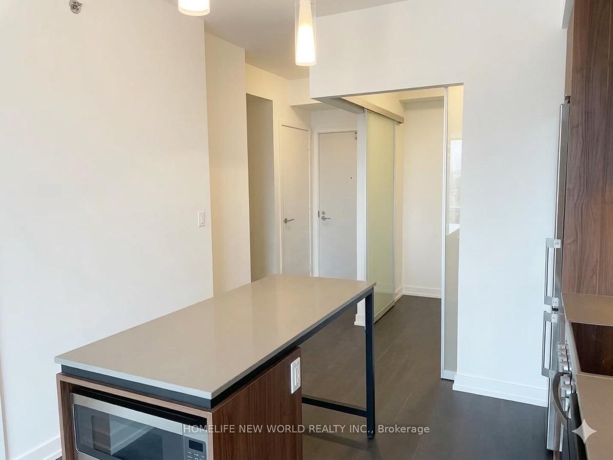 2505-203 College St, Toronto — 11